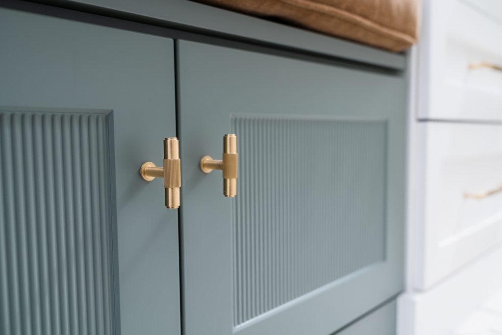 Layered Materials + Thoughtful Design at Mansion in May Showhouse ...